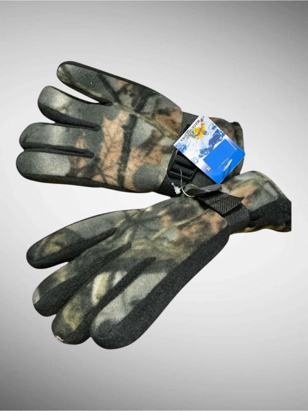 Camo Fleece Hunting Gloves Mens Large Adjustable Wrist Strap NWT